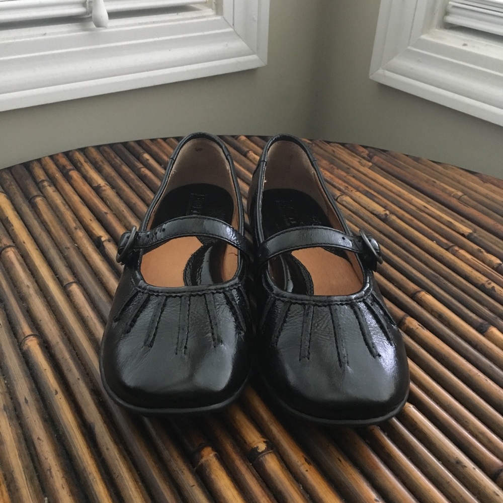 Black B.O.C Flats